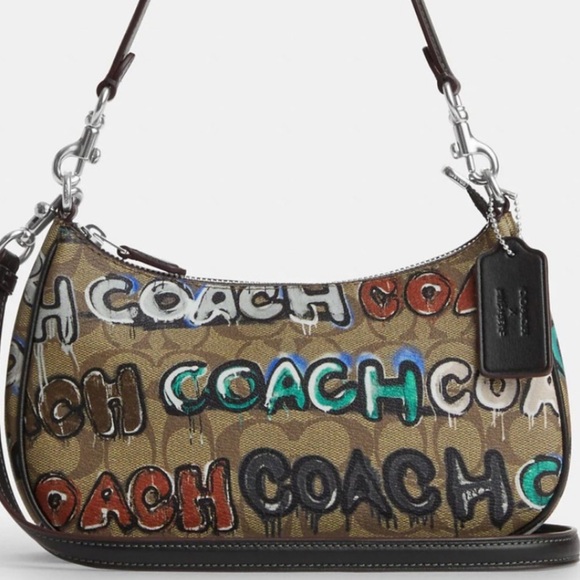 NWT COACH Teri Shoulder bag Signature Canvas Graffiti Print AUTHENTIC CM096 - Picture 1 of 5